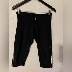 Nike Dri-Fit Running Black Capri Leggings w/ Back Zip Pocket, XL